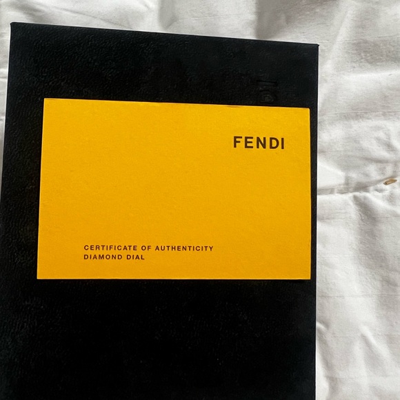 Fendi Watch - Picture 3 of 4